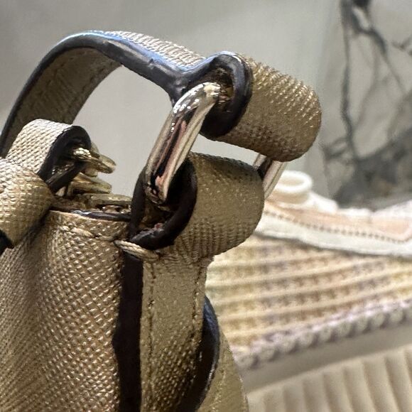 COACH Darcy Bow East West Crossbody Black Handbag 9 x 6 x 1 Metallic Pewter - Picture 3 of 12